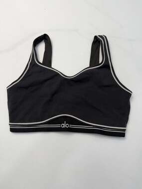 Alo Yoga Airbrush Heart Throb Bra in Black and White